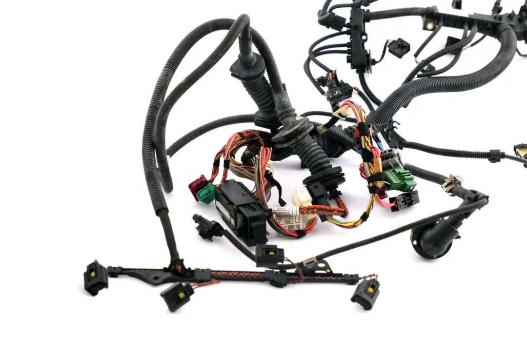 BMW 5 SERIES E60 E61 LCI 520d N47 Engine Wiring Loom Harness DDE Manual - SKU RHD-7807198 - Part number 7807198