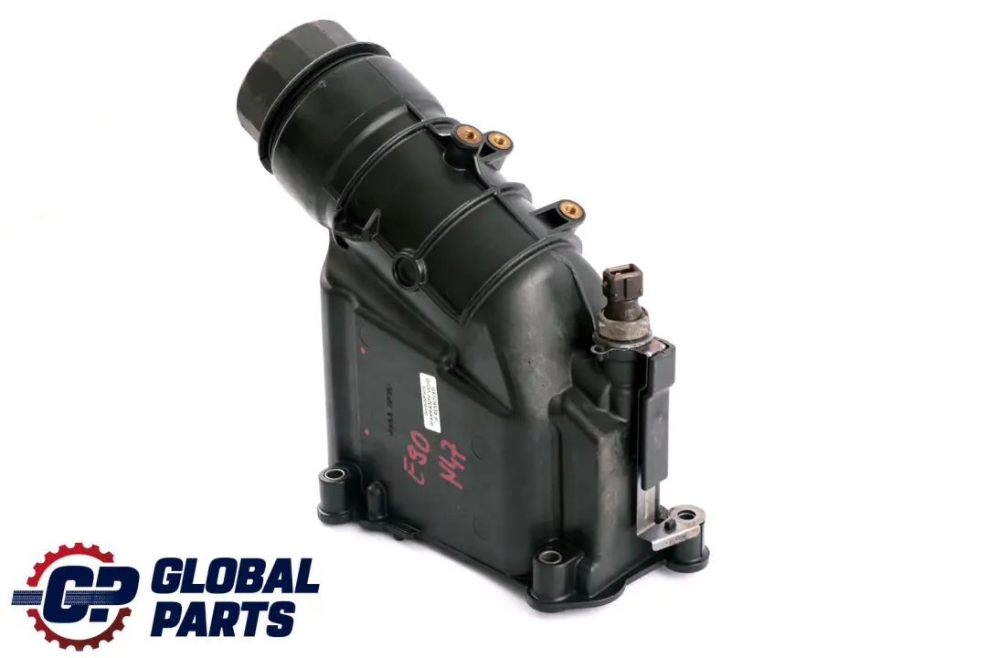 N47 Alloggiamento Filtro Dell'Olio per BMW E60 E81 E87 LCI E90 Diesel con numero di parte 7807799 BMW E60 E81 E87 LCI E90 Diesel N47 Alloggiamento Filtro Dell'Olio - SKU 7807799 - Numero di parte 7807799