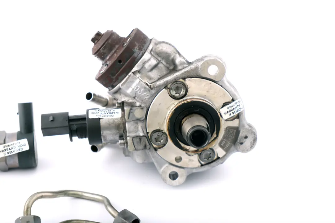 N47 177HP Set Sistema di Iniezione Iniettore Pompa per BMW E60 E61 LCI 520d Diesel con numero di parte 7809129 BMW E60 E61 LCI 520d Diesel N47 177HP Set Sistema di Iniezione Iniettore Pompa - SKU 7809129 - Numero di parte 7809129