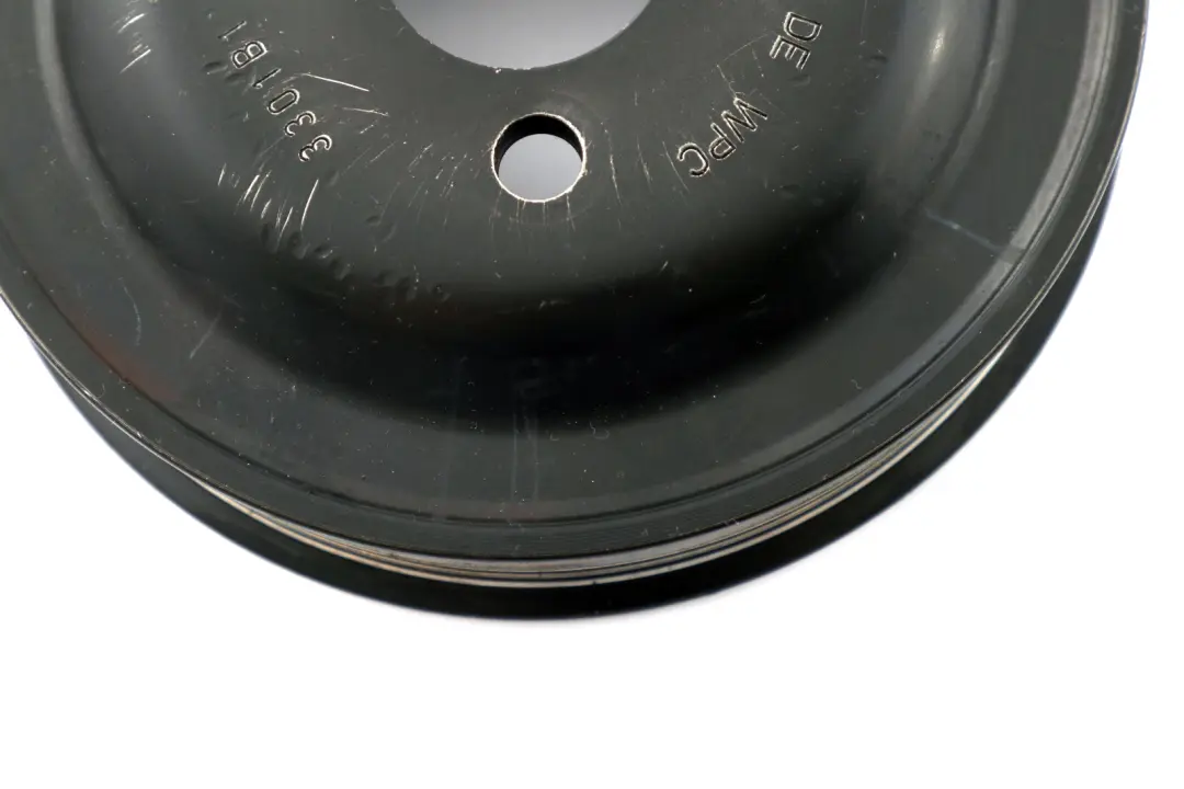Poulie de pompe de direction assistee BMW 3 Serie E90 E91 E92 E93 LCI - SKU 7810810 - Numéro de pièce 7810810