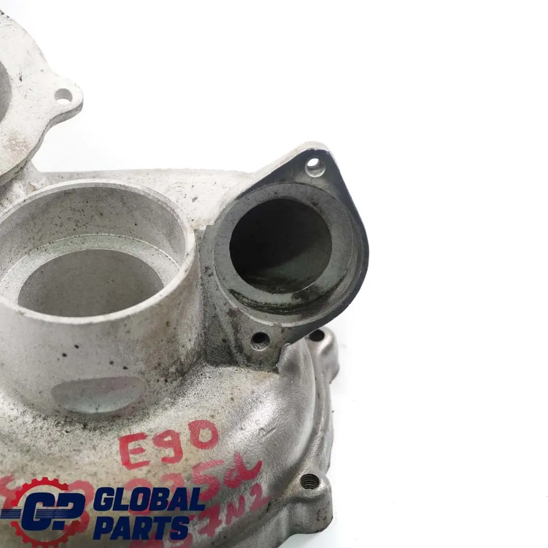 M57N2 Coperchio Caricatore Turbo Parte per BMW E60 E61 E90 E91 335d 535d con numero di parte 7811404 BMW E60 E61 E90 E91 335d 535d M57N2 Coperchio Caricatore Turbo Parte - SKU 7811404-3 - Numero di parte 7811404