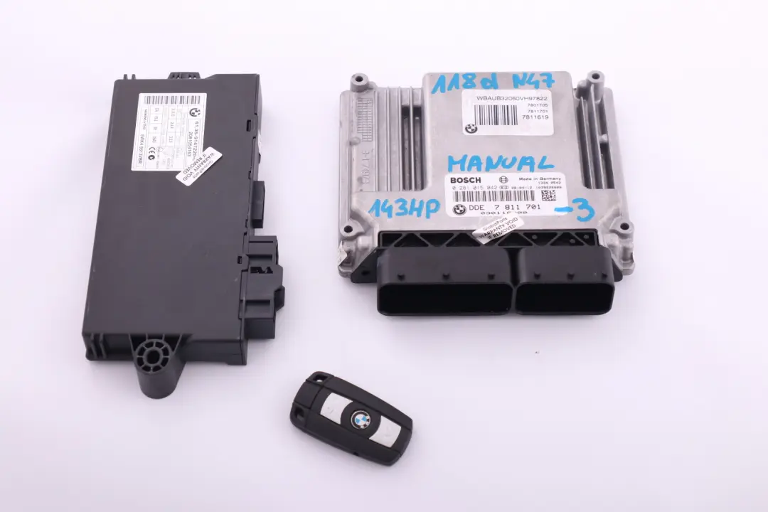 BMW E81 E87N E90 E91 N47 Set Motorsteuergerät DDE CAS3 + Schlüssel - SKU 7811701-3 - Teilenummer 7811701