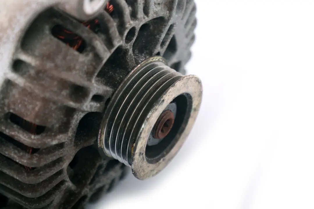 Alternator 150A do MINI R55 R56 LCI Diesel o numerze 7823291 MINI R55 R56 LCI Diesel Alternator 150A - SKU 7823291 - Numer Części 7823291