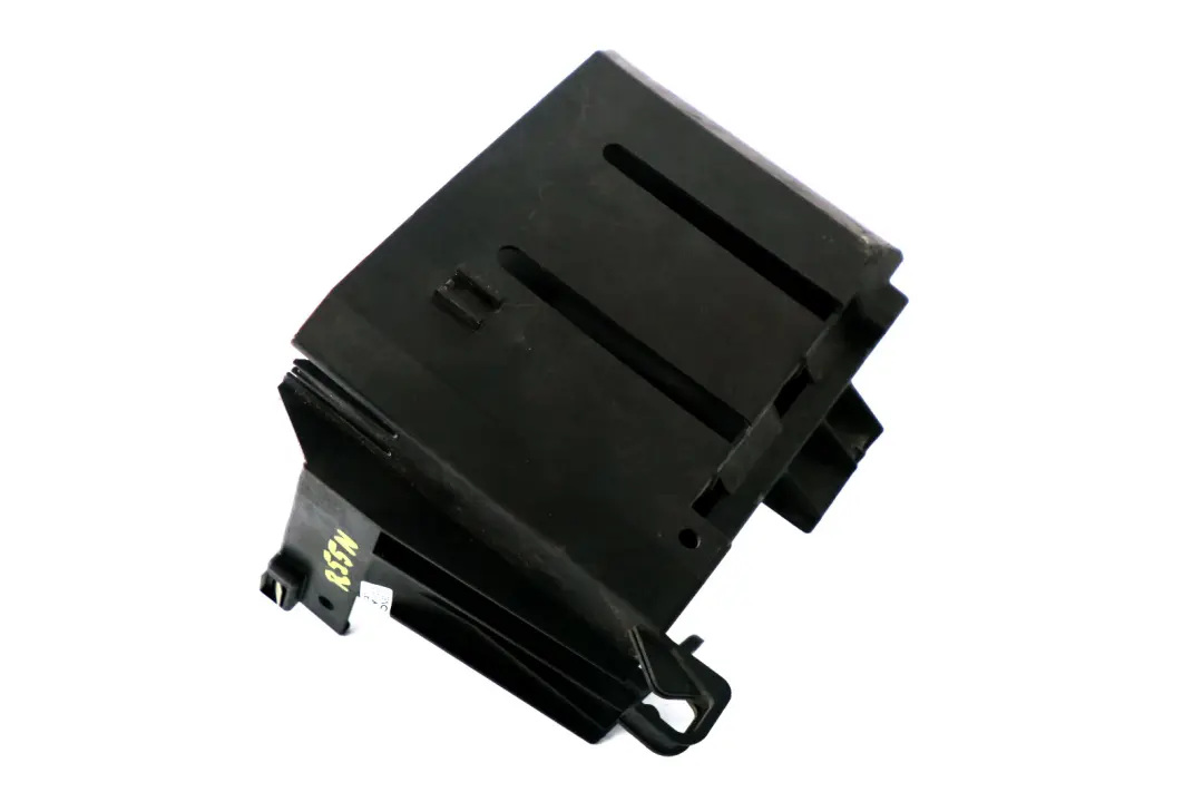 Holder Control Unit Box Engine pour Mini Cooper R55 R56 R56 LCI R60 R61 à propos du numéro de pièce 7823714 Mini Cooper R55 R56 R56 LCI R60 R61 Holder Control Unit Box Engine - SKU 7823714 - Numéro de pièce 7823714