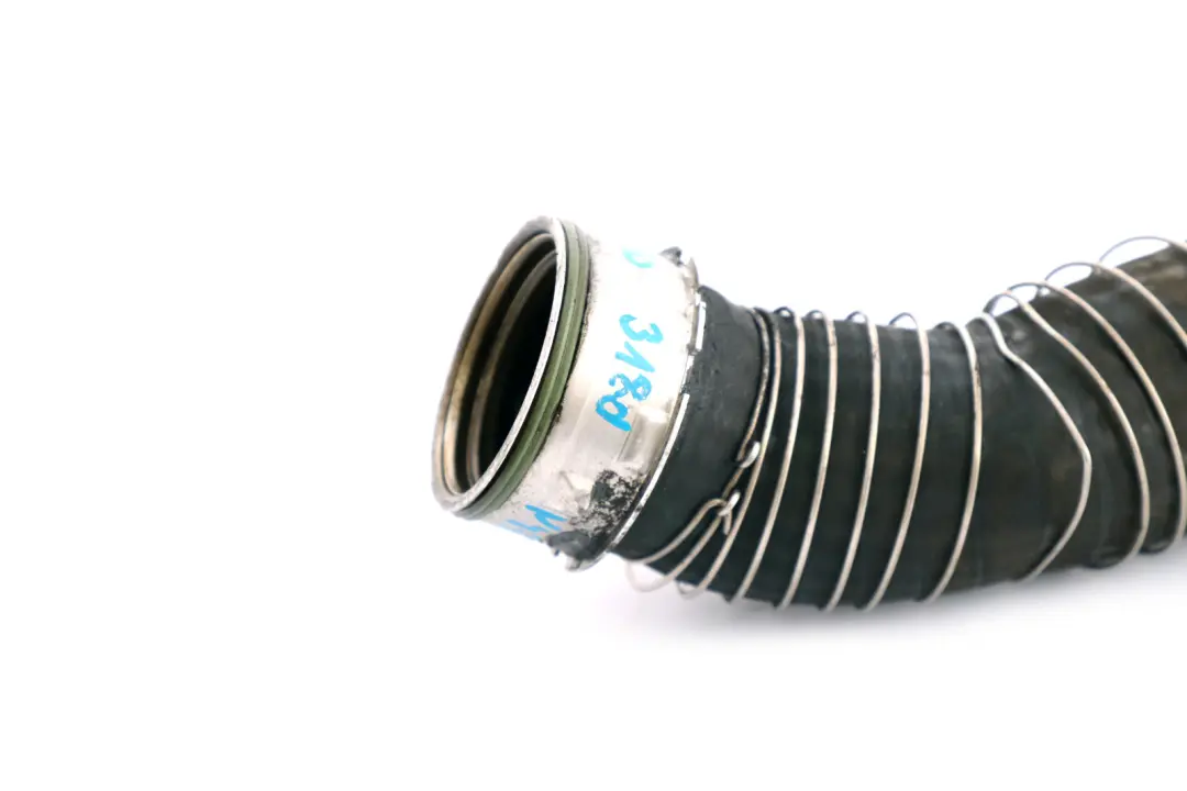 N47 Turbo A Tubo Intercooler Linea Aria Carica per BMW E90 E91 318D con numero di parte 7823887 BMW E90 E91 318D N47 Turbo A Tubo Intercooler Linea Aria Carica - SKU 7823887 - Numero di parte 7823887