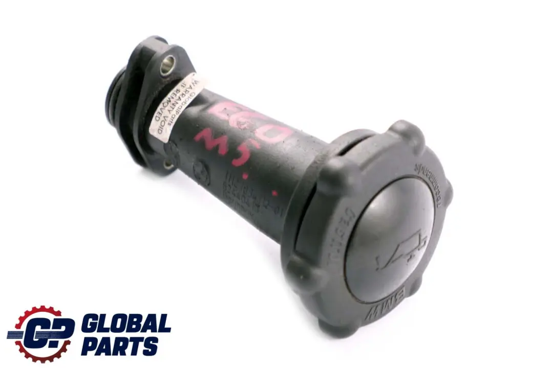 Króciec Wlewu Oleju do BMW E60 E61 LCI M5 E63 M6 o numerze 7834112 BMW E60 E61 LCI M5 E63 M6 Króciec Wlewu Oleju - SKU 7834112 - Numer Części 7834112