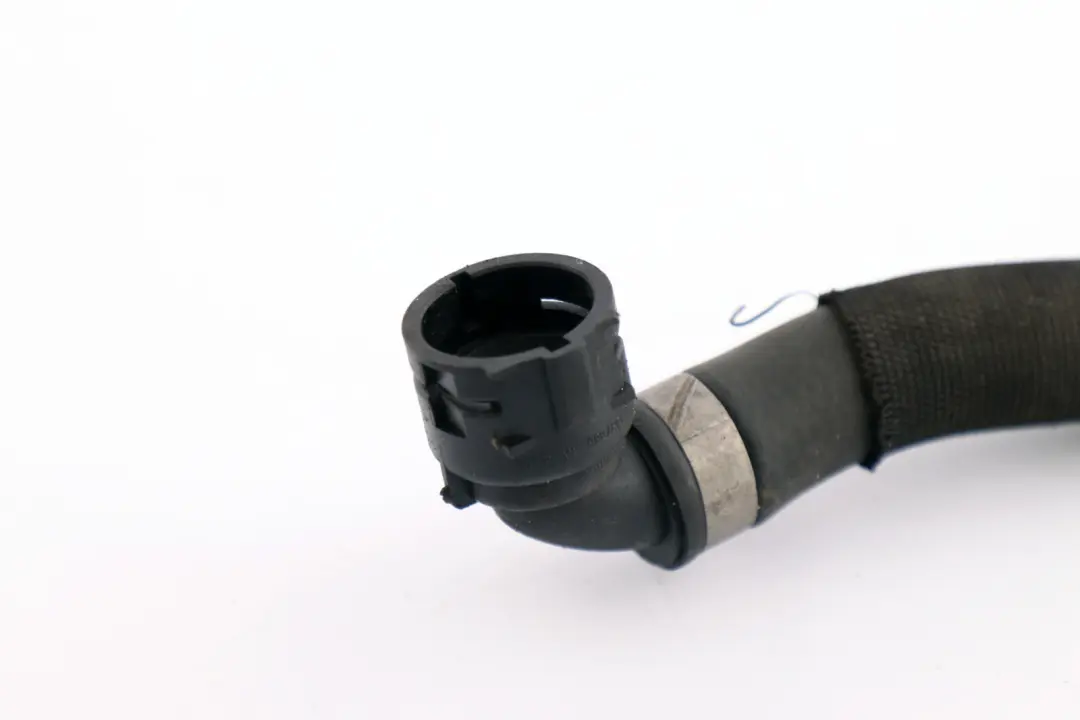 Tubo acqua raffreddamento per BMW E60 E61N M5 E63 E64 M6 con numero di parte 7834117 BMW E60 E61N M5 E63 E64 M6 Tubo acqua raffreddamento - SKU 7834117 - Numero di parte 7834117