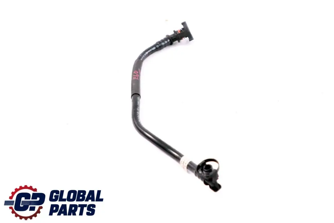 Entlüftungsschlauch für BMW 5 6 er E60 E61N LCI E63 E64 M5 M6 Limousine mit Teilenummer 7834182 BMW 5 6 er E60 E61N LCI E63 E64 M5 M6 Limousine Entlüftungsschlauch - SKU 7834182 - Teilenummer 7834182