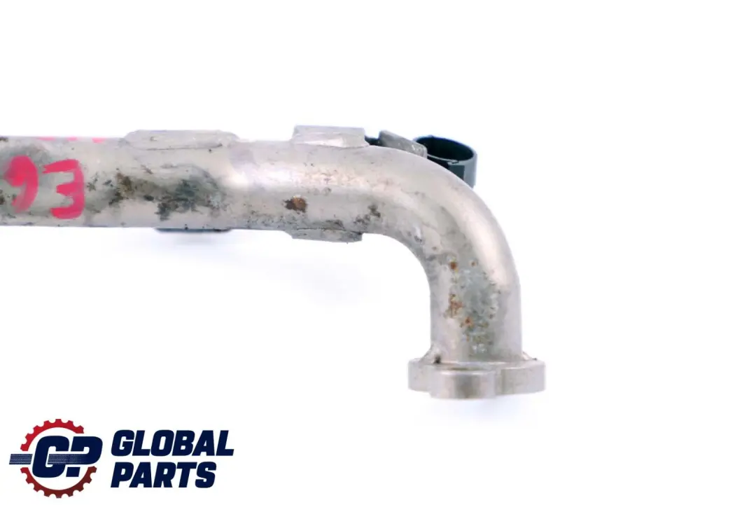 Alimentation K?hlmitteleinlass Conduite de Depart pour BMW E60 M5 E61 E63 E64 à propos du numéro de pièce 7834250 BMW E60 M5 E61 E63 E64 Alimentation K?hlmitteleinlass Conduite de Depart - SKU 7834250 - Numéro de pièce 7834250