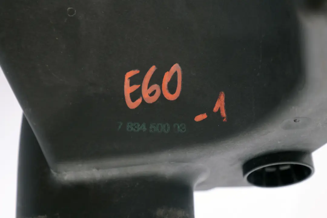 Scatola dell'aria silenziatore sinistro per BMW E60 E61 M5 E63 E64 M6 con numero di parte 7834500 BMW E60 E61 M5 E63 E64 M6 Scatola dell'aria silenziatore sinistro - SKU 7834500-1 - Numero di parte 7834500