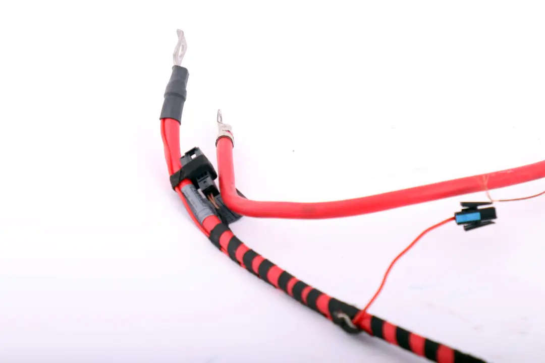 Batteriekabel Plus für BMW 5 er E60 M5 S85 mit Teilenummer 7835216 BMW 5 er E60 M5 S85 Batteriekabel Plus - SKU 7835216 - Teilenummer 7835216