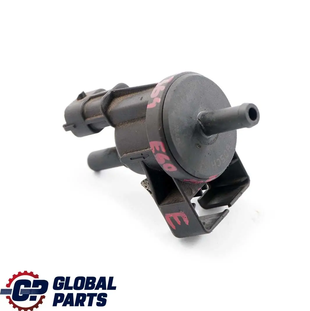 Válvula Respiración Depósito Combustible para BMW E60 E61 LCI M5 E63 E64 M6 con número de pieza 7835364 BMW E60 E61 LCI M5 E63 E64 M6 Válvula Respiración Depósito Combustible - SKU 7835364 - Número de pieza 7835364