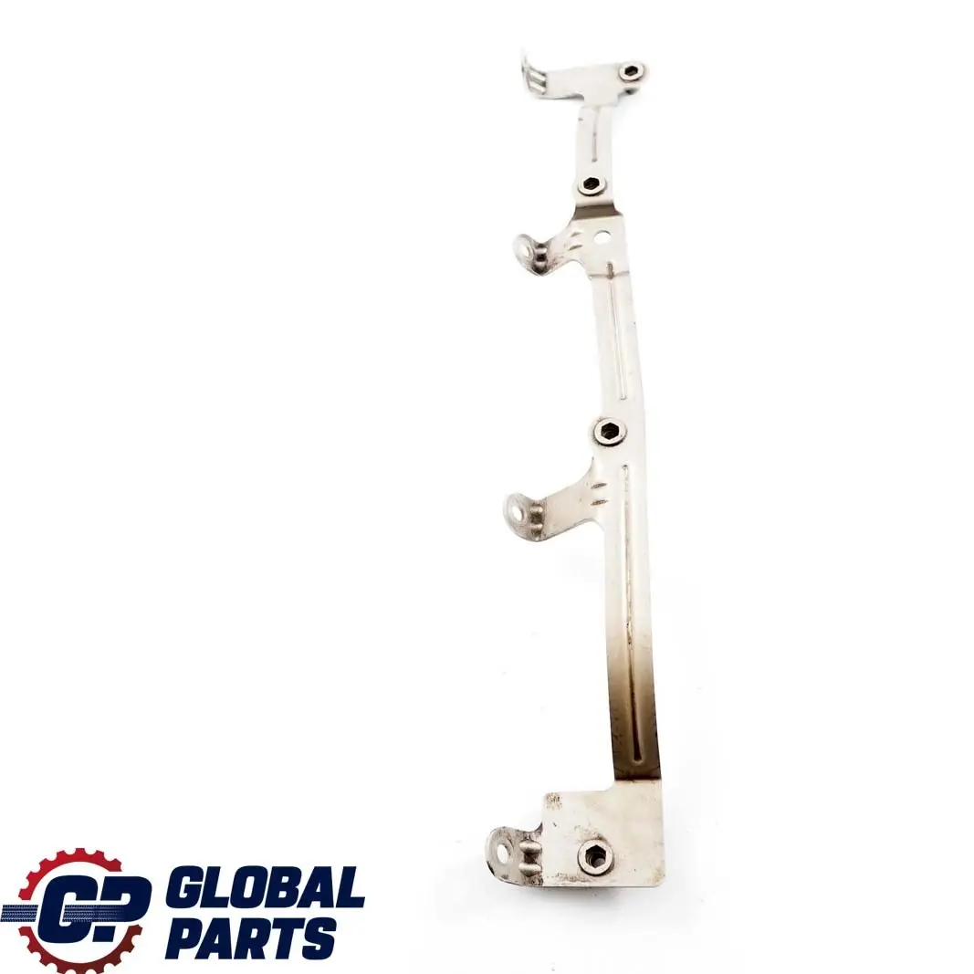 Tragerblech Cyl 1-5 echappement pour BMW 5 6 E60 E61 LCI M5 E63 E64 M6 1 à propos du numéro de pièce 7835514 BMW 5 6 E60 E61 LCI M5 E63 E64 M6 1 Tragerblech Cyl 1-5 echappement - SKU 7835472-1 - Numéro de pièce 7835514