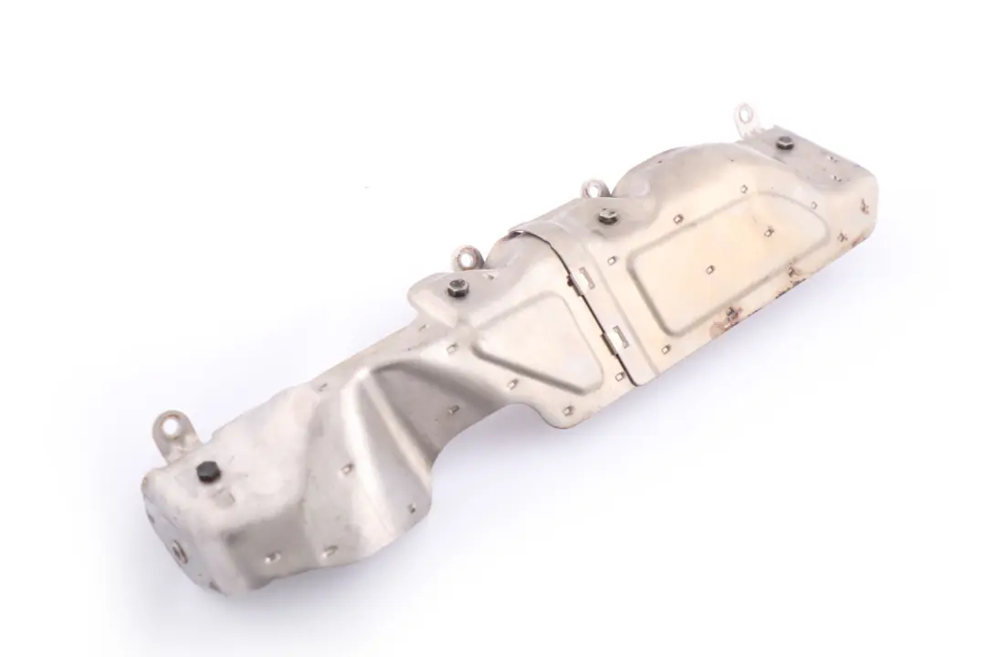 Carrier Plate BMW E60 E61 LCI E63 E64 Cyl 6-10 Catalytic Converter to with Part number 7835515 Carrier Plate BMW E60 E61 LCI E63 E64 Cyl 6-10 Catalytic Converter - SKU 7835475 - Part number 7835515