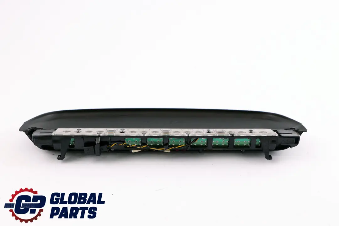 Dritte Bremsleuchte Schwarz Hinten für BMW 6 er E63 mit Teilenummer 7835719 BMW 6 er E63 Dritte Bremsleuchte Schwarz Hinten - SKU 7835719 - Teilenummer 7835719