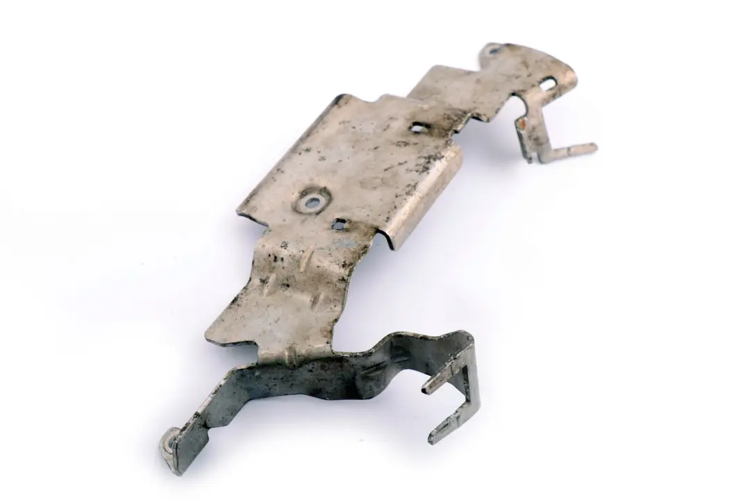 Uchwyt przewodu sondy lambda do BMW E60 E61 E63 M5 M6 o numerze 7835884 BMW E60 E61 E63 M5 M6 Uchwyt przewodu sondy lambda - SKU 7835884 - Numer Części 7835884