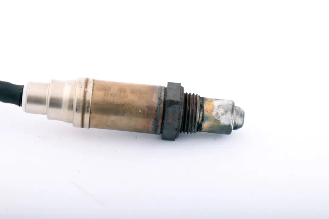 sensore di ossigeno L= 370MM per BMW 6 er E60 M5 E63 E64 M6 con numero di parte 7836451 BMW 6 er E60 M5 E63 E64 M6 sensore di ossigeno L= 370MM - SKU 7836451 - Numero di parte 7836451