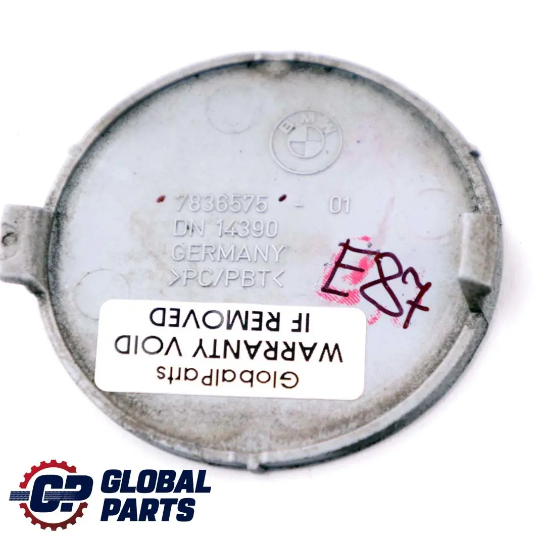 Zaślepka Haka Zderzaka Tył M Pakiet do BMW E81 E87 o numerze 7836575 BMW E81 E87 Zaślepka Haka Zderzaka Tył M Pakiet - SKU 7836575-SG - Numer Części 7836575