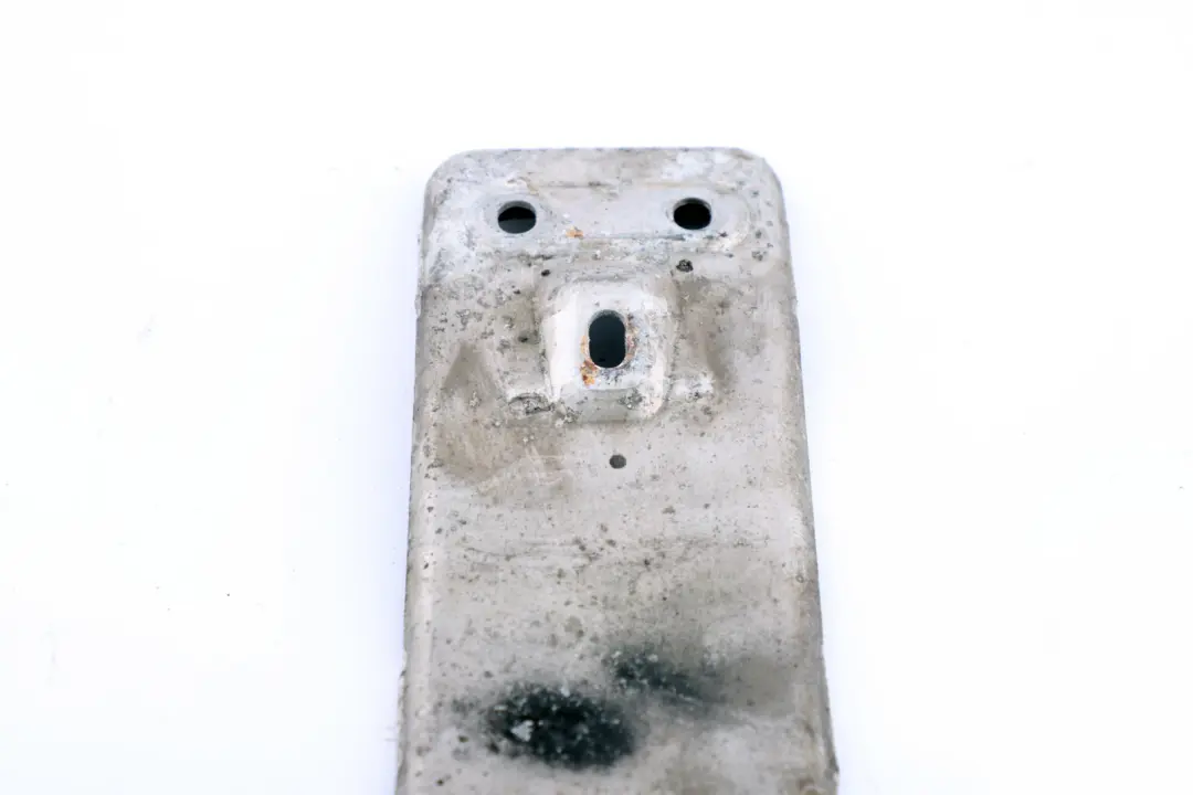 Connecting Plate Exhaust System Support Bracket to BMW 5 6 Series E60 E61 M5 E63 M6 with Part number 7836970 BMW 5 6 Series E60 E61 M5 E63 M6 Connecting Plate Exhaust System Support Bracket - SKU 7836970 - Part number 7836970