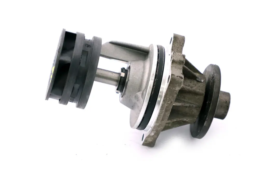 Refrigerante Bomba de Agua Mecánica para BMW E60 M5 E63 E64 M6 E90 E92 E93 M3 con número de pieza 7838201 BMW E60 M5 E63 E64 M6 E90 E92 E93 M3 Refrigerante Bomba de Agua Mecánica - SKU 7838201 - Número de pieza 7838201