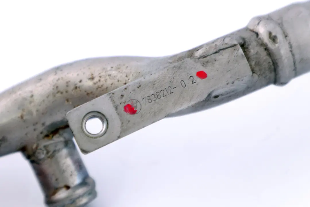 Tubo Testa Cilindro Riscaldatore Alimentazione per BMW E90 E92 E93 M3 con numero di parte 7838212 BMW E90 E92 E93 M3 Tubo Testa Cilindro Riscaldatore Alimentazione - SKU 7838212 - Numero di parte 7838212