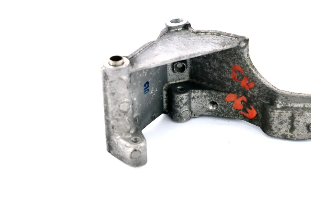 Carrier Air-Conditioner Compressor to BMW 3 Series E90 E92 E93 M3 with Part number 7838221 BMW 3 Series E90 E92 E93 M3 Carrier Air-Conditioner Compressor - SKU 7838221 - Part number 7838221