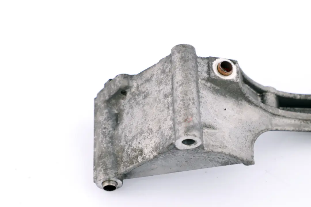 Carrier Air-Conditioner Compressor to BMW 3 Series E90 E92 E93 M3 with Part number 7838221 BMW 3 Series E90 E92 E93 M3 Carrier Air-Conditioner Compressor - SKU 7838221 - Part number 7838221