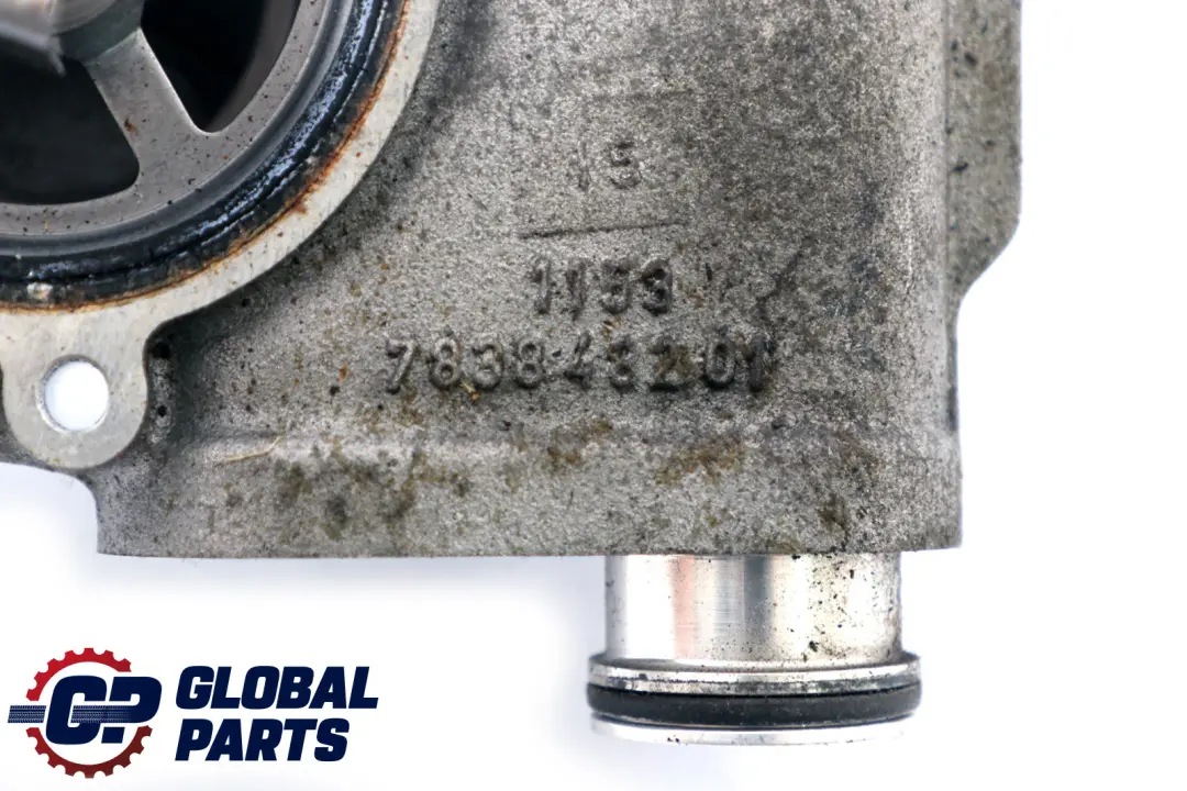 Alloggiamento Termostato Raffreddamento Motore 7838482 per BMW E90 E92 E93 M3 con numero di parte 7838480 BMW E90 E92 E93 M3 Alloggiamento Termostato Raffreddamento Motore 7838482 - SKU 7838480 - Numero di parte 7838480