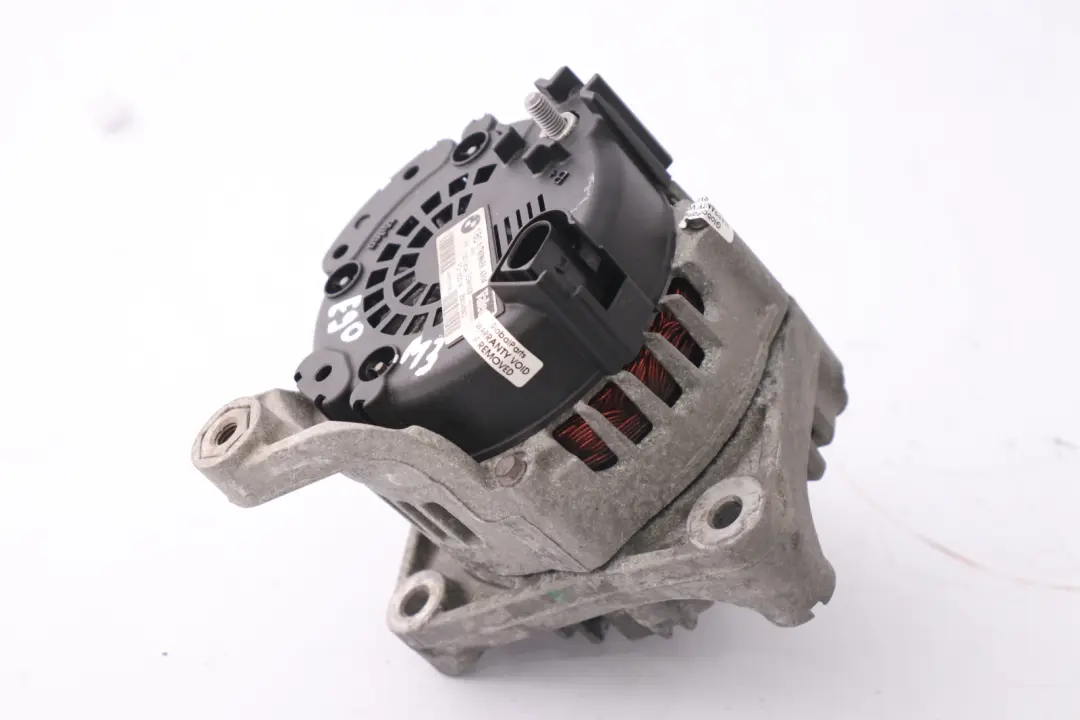 Alternator Generator Valeo 180A do BMW E90 E91 E92 M3 o numerze 7838656 BMW E90 E91 E92 M3 Alternator Generator Valeo 180A - SKU 7838656 - Numer Części 7838656