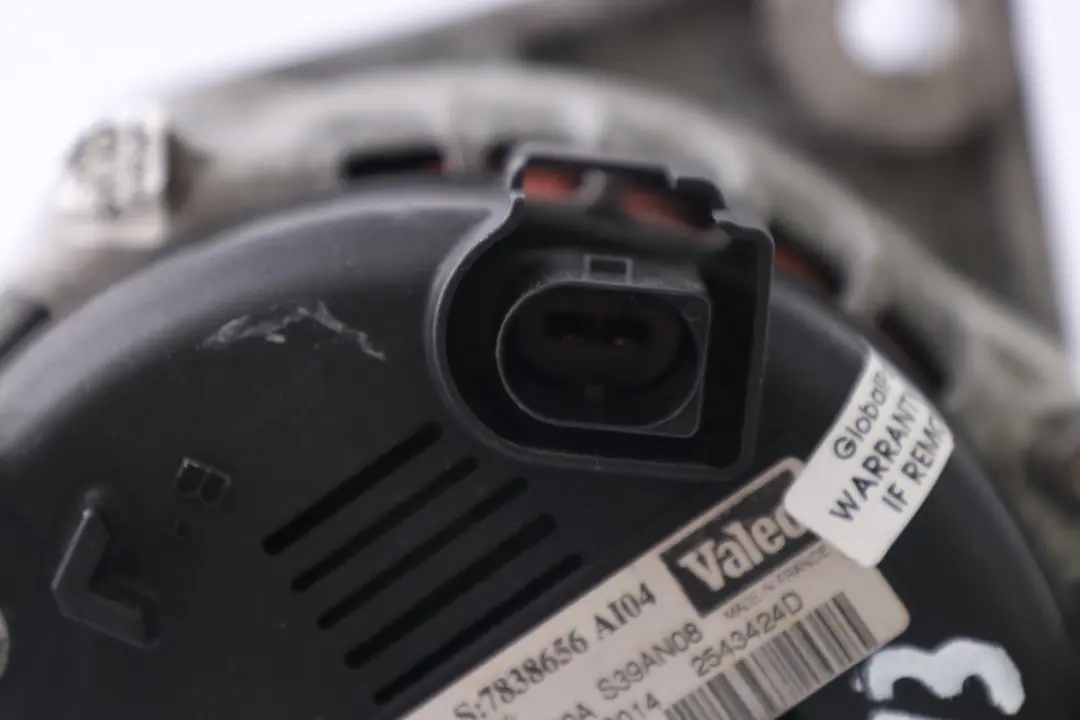 BMW E90 E91 E92 M3 Alternator Generator Valeo 180A - SKU 7838656 - Numer Części 7838656