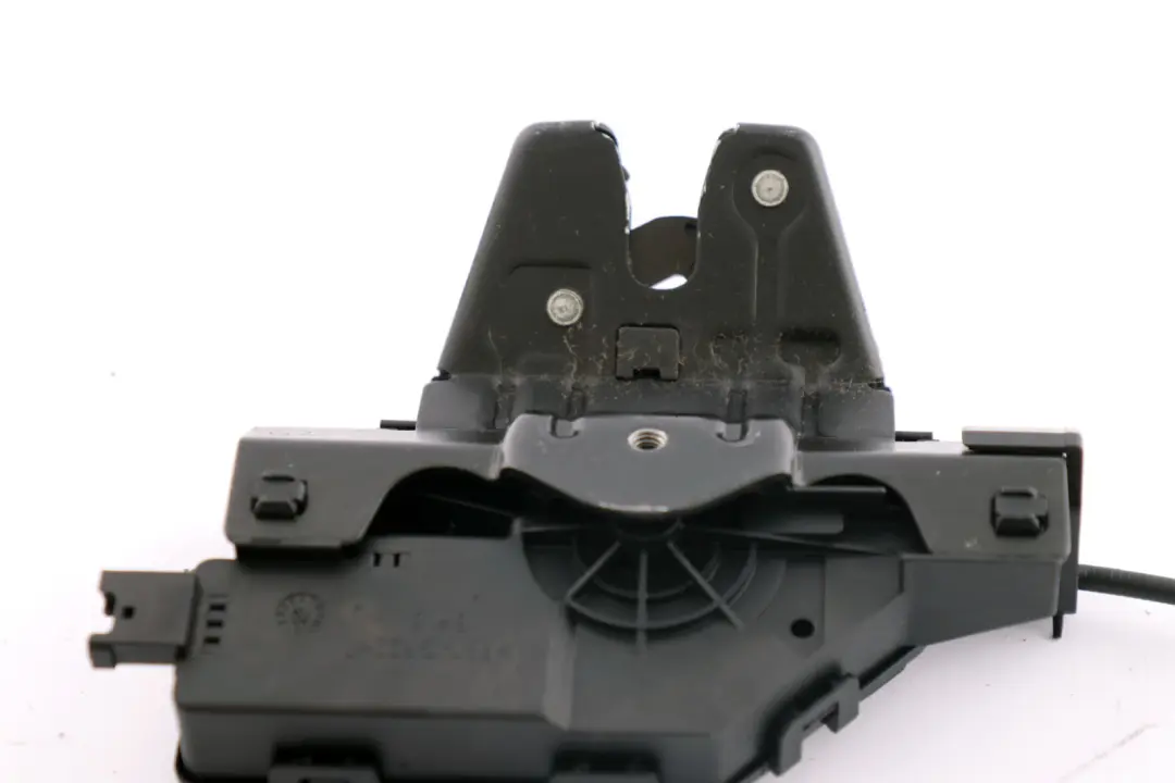 Serratura Coperchio Bagagliaio Cavo Bowden 8196401 7840617 per BMW E60 E60N Z4 E85 con numero di parte 51247840617 51247187663 BMW E60 E60N Z4 E85 Serratura Coperchio Bagagliaio Cavo Bowden 8196401 7840617 - SKU 7840617-1 - Numero di parte 51247840617 51247187663