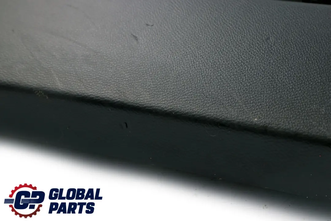 BMW 1 Serie E88 Panneau Portieres Avant Droite Tissu Point D'eclair Noir - SKU 7840878 - Numéro de pièce 7840878