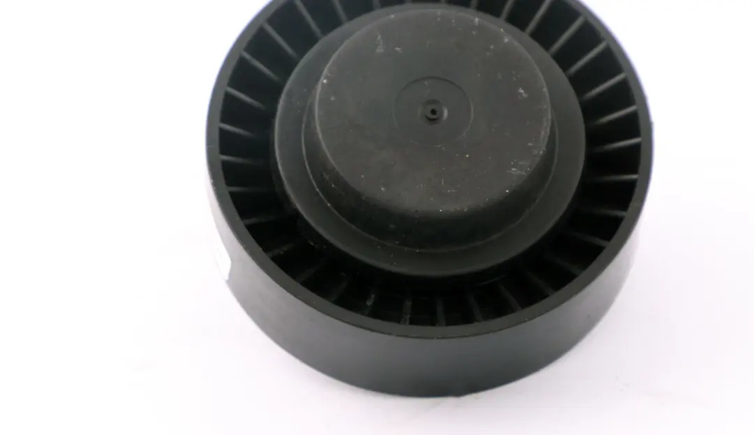 Poulie de Renvoi pour BMW E85 E90 M3 E92 E93 E60 M5 E64 M6 à propos du numéro de pièce 1748130 BMW E85 E90 M3 E92 E93 E60 M5 E64 M6 Poulie de Renvoi - SKU 7841228 - Numéro de pièce 1748130