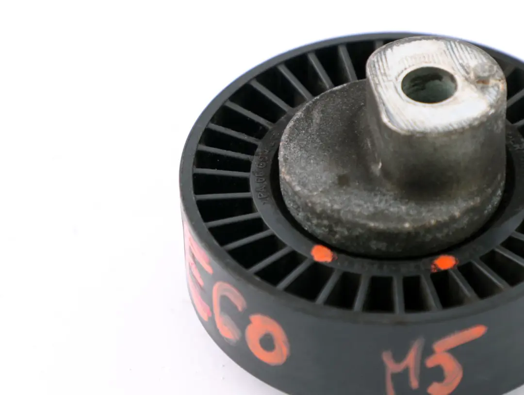 BMW E85 E90 M3 E92 E93 E60 M5 E64 M6 Poulie de Renvoi - SKU 7841228 - Numéro de pièce 1748130