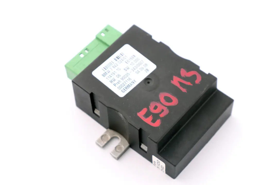 Control Unit For Fuel Pump ECU to BMW 3 Series E90 E92 E93 M3 LCI with Part number 7842024 BMW 3 Series E90 E92 E93 M3 LCI Control Unit For Fuel Pump ECU - SKU 7842024 - Part number 7842024