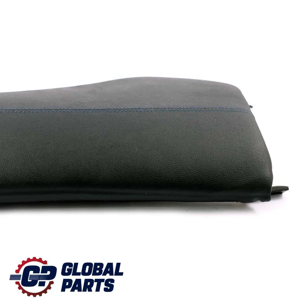 Asiento Trasero Lateral Derecho Acabado Panel Flashpoint Azul para BMW E87 LCI con número de pieza 7843066 BMW E87 LCI Asiento Trasero Lateral Derecho Acabado Panel Flashpoint Azul - SKU 7843066 - Número de pieza 7843066