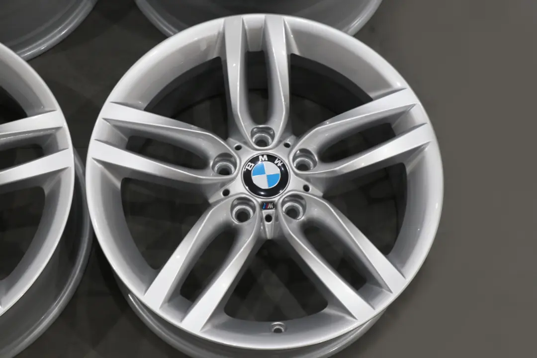 Complete Set 4x Wheel Alloy Rim 18" M Double Spoke 461 to BMW 1 Series F20 F21 F22 with Part number 7846785 BMW 1 Series F20 F21 F22 Complete Set 4x Wheel Alloy Rim 18" M Double Spoke 461 - SKU 7845785 - Part number 7846785