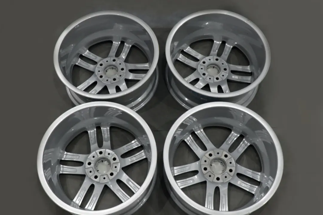 Complete Set 4x Wheel Alloy Rim 18" M Double Spoke 461 to BMW 1 Series F20 F21 F22 with Part number 7846785 BMW 1 Series F20 F21 F22 Complete Set 4x Wheel Alloy Rim 18" M Double Spoke 461 - SKU 7845785 - Part number 7846785