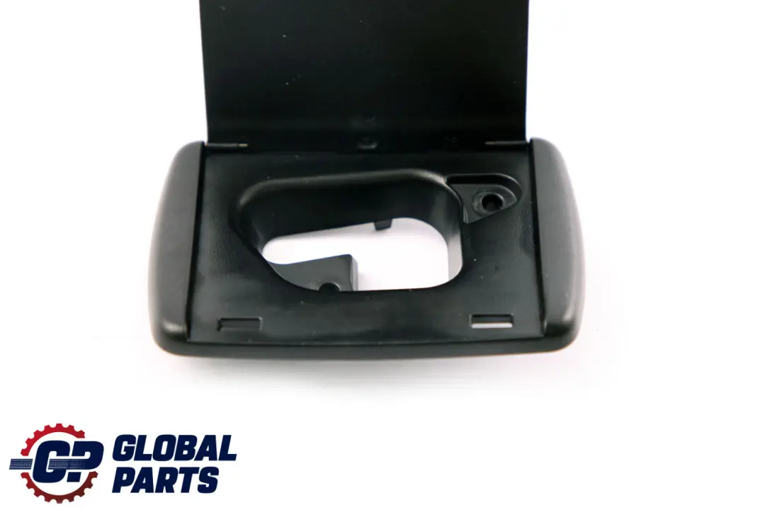 Copertura Montaggio Rete Area Carico Anteriore Destra 7264702 per BMW F31 con numero di parte 7846218 BMW F31 Copertura Montaggio Rete Area Carico Anteriore Destra 7264702 - SKU 7846218 - Numero di parte 7846218