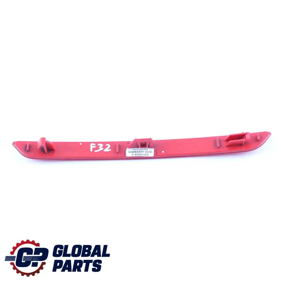 Reflector Parachoques Trasero Izquierdo Rojo para BMW F32 F33 con número de pieza 7847233 BMW F32 F33 Reflector Parachoques Trasero Izquierdo Rojo - SKU 7847233 - Número de pieza 7847233