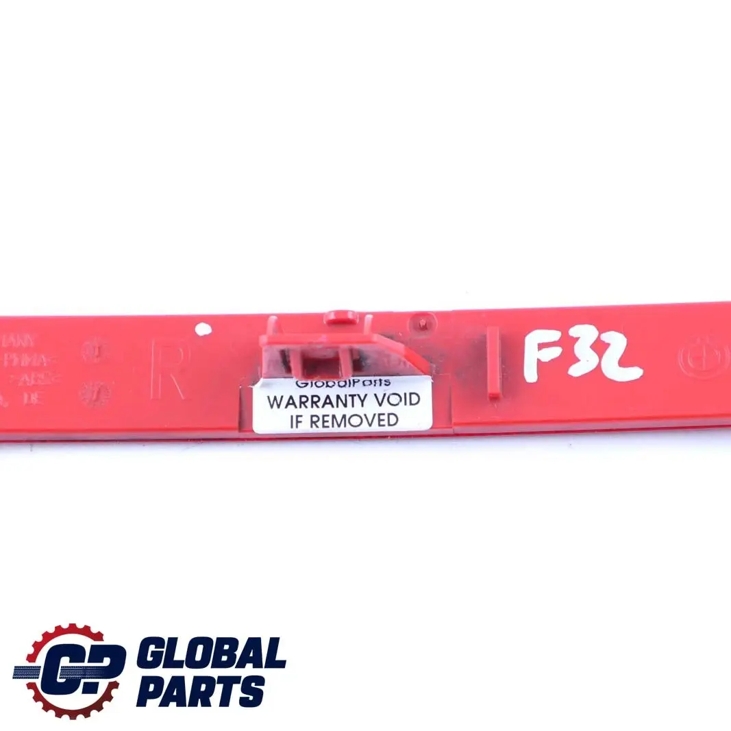 Reflector Parachoques Trasero Derecho Rojo para BMW F32 F33 con número de pieza 7847234 BMW F32 F33 Reflector Parachoques Trasero Derecho Rojo - SKU 7847234 - Número de pieza 7847234