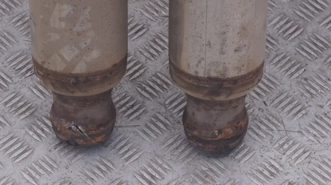 Exhaust Middle Cat Catalytic Silencer X-pipe to BMW 3 Series E90 E92 E93 M3 with Part number 7848117 BMW 3 Series E90 E92 E93 M3 Exhaust Middle Cat Catalytic Silencer X-pipe - SKU 7848117 - Part number 7848117