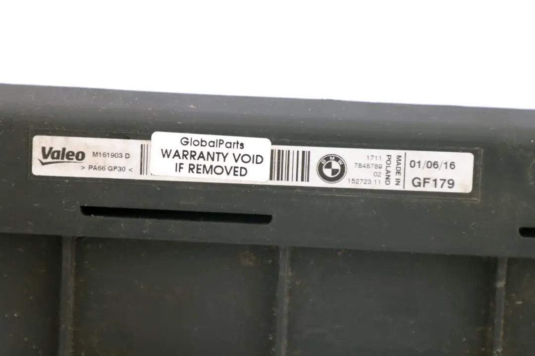 Kühlerhalterung Abdichtung unten für BMW 3 4 er F80 M3 F82 F83 M4 mit Teilenummer 7848789 BMW 3 4 er F80 M3 F82 F83 M4 Kühlerhalterung Abdichtung unten - SKU 7848789 - Teilenummer 7848789