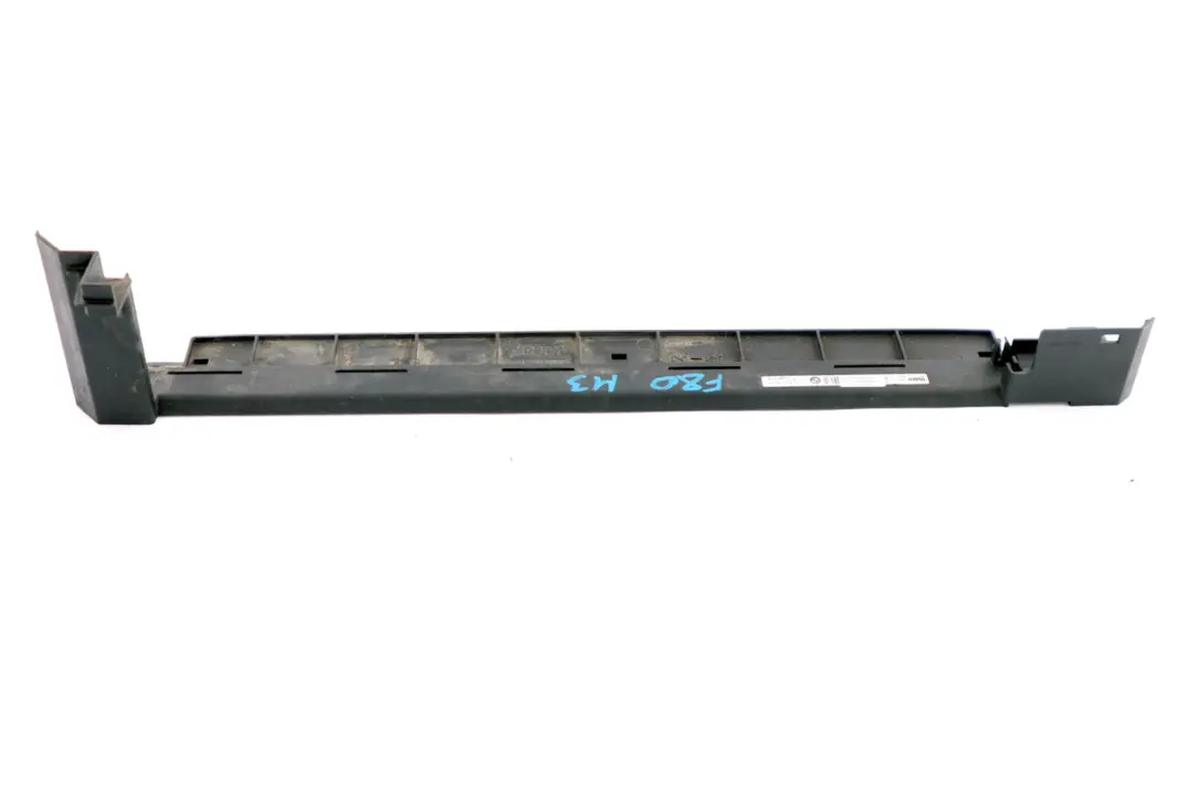 Lower Bottom Center Radiator Mounting Seal to BMW 3 4 Series F80 M3 F82 M4 with Part number 7848789 BMW 3 4 Series F80 M3 F82 M4 Lower Bottom Center Radiator Mounting Seal - SKU 7848789 - Part number 7848789