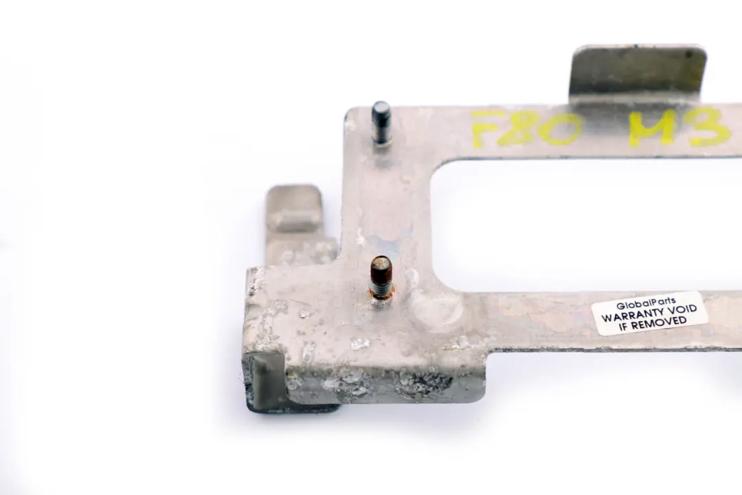 BMW-Reihe F80 M3 F82 M4 Supporto Centralina Ghas 6135 per con numero di parte 7849610 BMW-Reihe F80 M3 F82 M4 Supporto Centralina Ghas 6135 - SKU 7849610 - Numero di parte 7849610