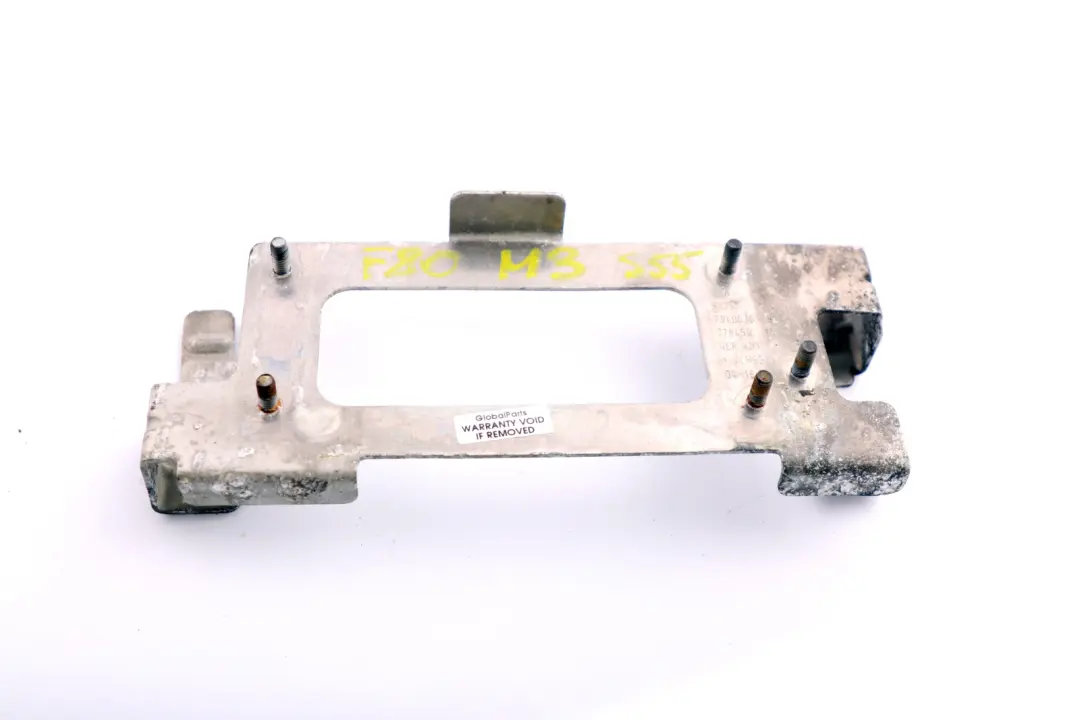 Uchwyt Kontroler Zamka do BMW F80 M3 F82 M4 o numerze 7849610 BMW F80 M3 F82 M4 Uchwyt Kontroler Zamka - SKU 7849610 - Numer Części 7849610