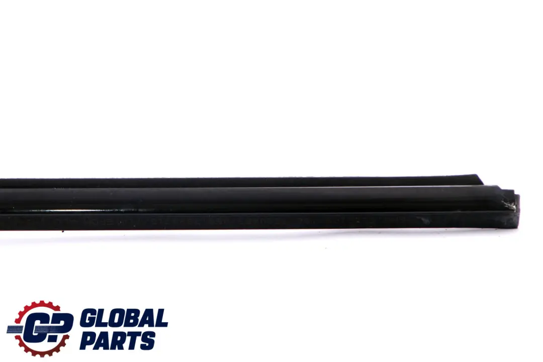 BMW 3 er E46 Fensterschachtabdichtung Aussen Rechts Glanzschwarz - SKU 7890454 - Teilenummer 7890454