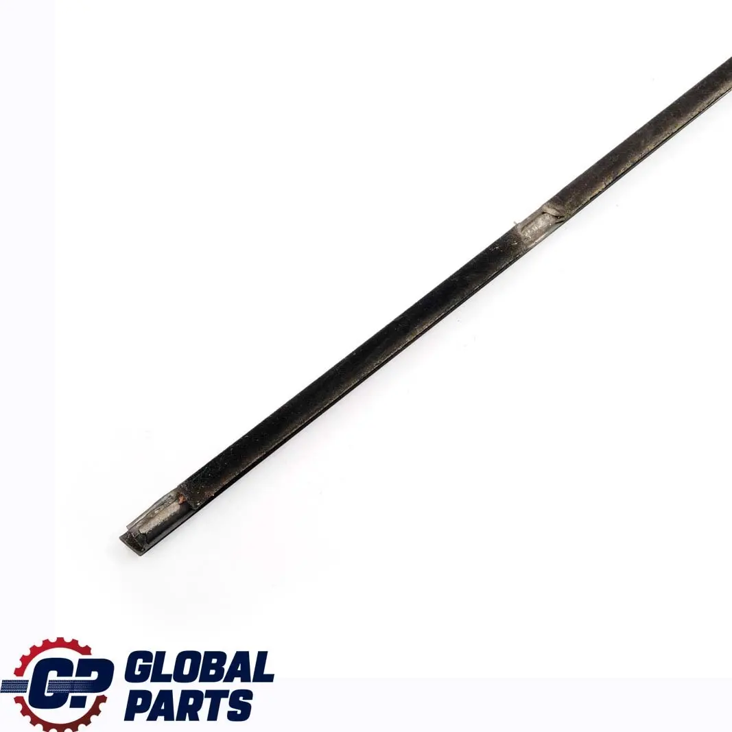 BMW E46 Break Plaque D'egout Exterieur Droite Porte Arriere Noir Brillant - SKU 7890694 - Numéro de pièce 7890694