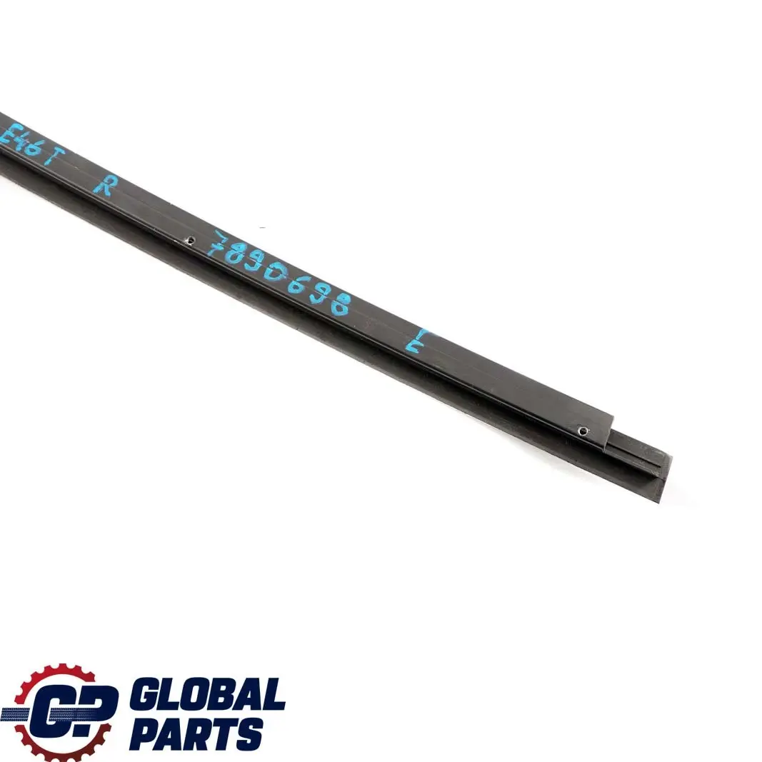 Ventana Guia Web Cubierta Derecha Trasera Alto Brillo para BMW E46 Touring con número de pieza 7890698 BMW E46 Touring Ventana Guia Web Cubierta Derecha Trasera Alto Brillo - SKU 7890698 - Número de pieza 7890698