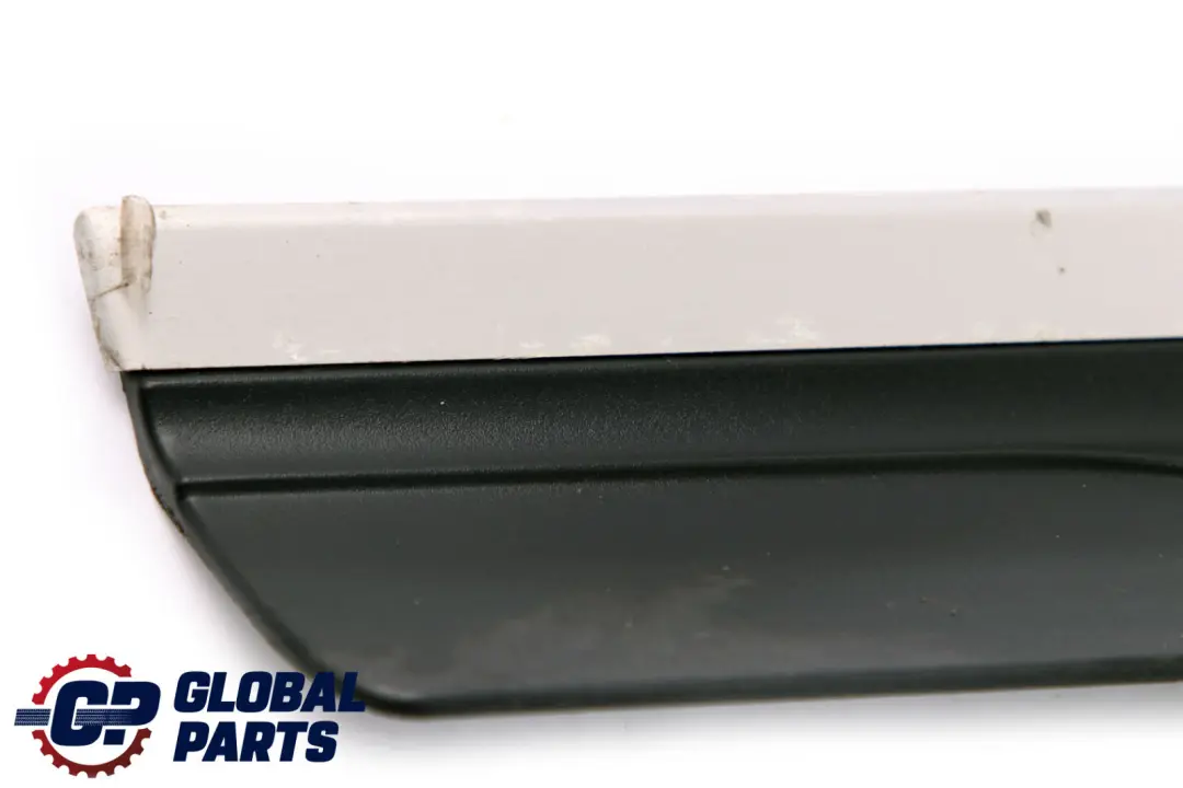 Cubierta De Entrada M Sport Trim Panel Cubierta Derecha 8204117 para BMW E46 con número de pieza 7891930 BMW E46 Cubierta De Entrada M Sport Trim Panel Cubierta Derecha 8204117 - SKU 7891930 - Número de pieza 7891930